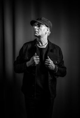 Adrian – Sänger der 80’s Live Show mit Covered im DAS ZELT, Liveband Schweiz, 80er Hits